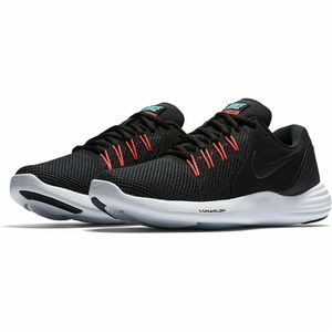 Nike Lunar Apparent Shoes